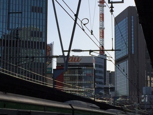 有楽町架線柱14.jpg