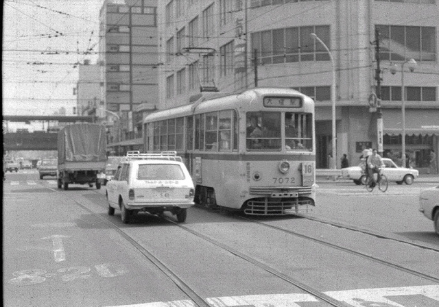 上野広小路の16番: 新Cedarの今昔写真日記